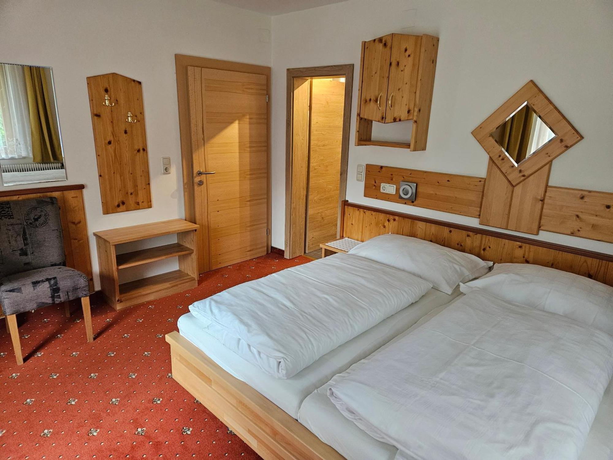 Pension Appartement Ambrosi Heiligenblut Eksteriør billede