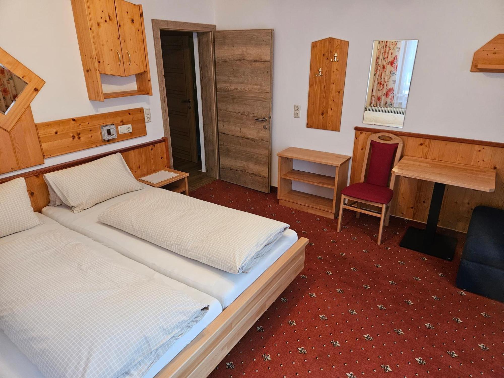 Pension Appartement Ambrosi Heiligenblut Eksteriør billede