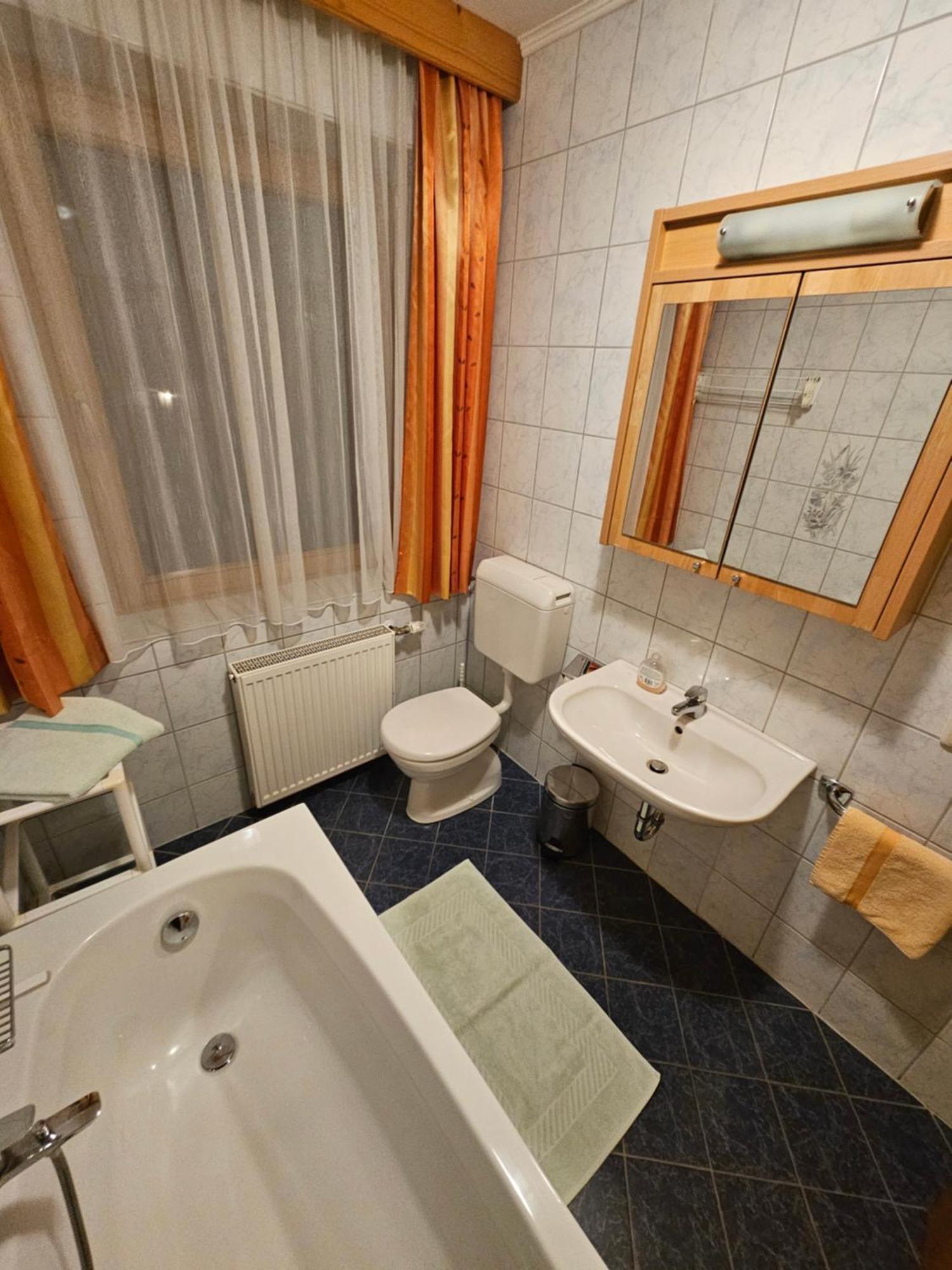 Pension Appartement Ambrosi Heiligenblut Eksteriør billede
